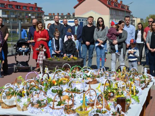 Nie będzie święcenia pokarmów. Niezwykła Droga Krzyżowa ulicami Rawy