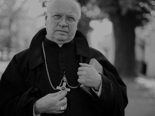 Pogrzeb śp. bp. Józefa Zawitkowskiego w Żdżarach