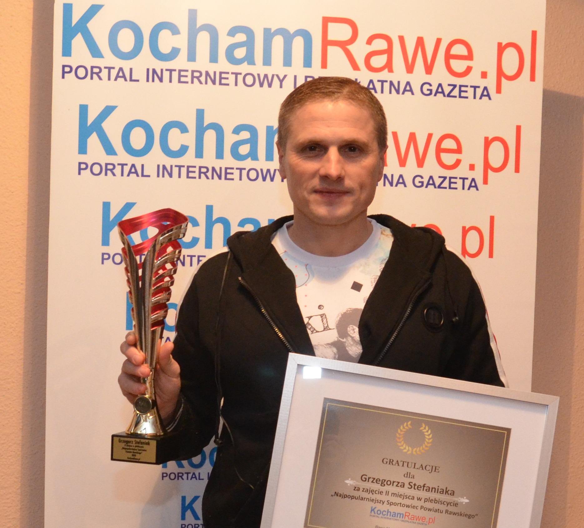 Grzegorz Stefaniak / KochamRawe.pl