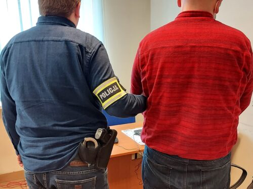 Mieszkaniec Rawy Mazowieckiej zatrzymany pod zarzutem nielegalnego uprawiania marihuany