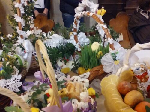 Jak świętujemy Wielkanoc – czyli baby, mazurki, baranki i jajka