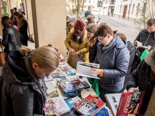 Kiermasz Książki: Sprzedano ponad 700 książek. Za zebrane pieniądze biblioteka kupi nowości