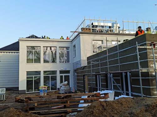 Szpital w Rawie Mazowieckiej – budowa nowoczesnego bloku operacyjnego na finiszu