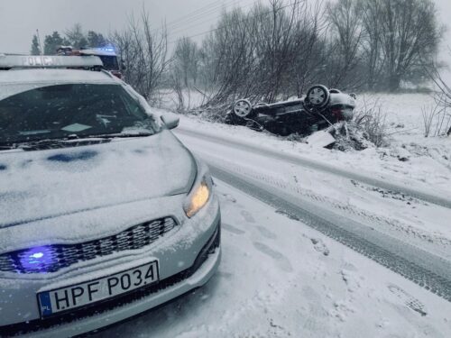 Uwaga kierowcy! Niesprzyjające warunki atmosferyczne. Doszło już do kilku kolizji