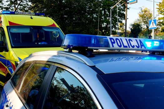 78-letni kierowca potrącił nastolatkę na przejściu dla pieszych w Rawie