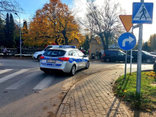 Zmiana organizacji ruchu przy cmentarzu w Rawie Mazowieckiej i działania “Wszystkich Świętych”