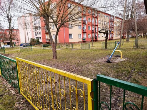 Będzie plac zabaw z prawdziwego zdarzenia na os. Tomaszowska w Rawie Mazowieckiej