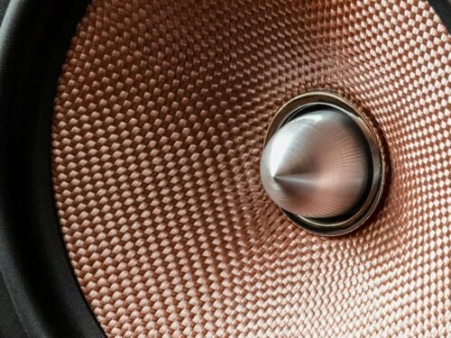 Jak zbudować zestaw stereo? Przewodnik po świecie dźwięku