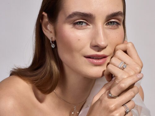 Pierścionek z platyny od Aclari Diamonds – jakie zalety niesie za sobą ten wybór?