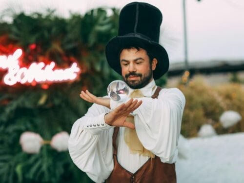 Jak iluzjonista tworzy efekty, które wydają się niemożliwe