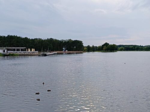 Tragedia nad Zalewem Tatar w Rawie. 29-letniego mężczyzny nie udało się uratować