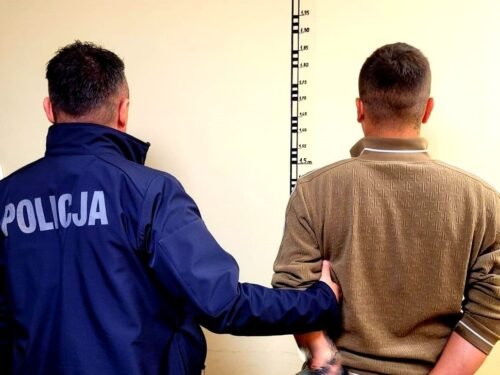 Dwóch obywateli Kolumbii przebywających na terenie powiatu rawskiego zostało przekazanych Straży Granicznej