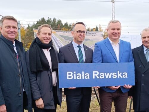 Podpisano umowę na budowę stacji kolejowej na CMK w Białej Rawskiej. Prace ruszą na początku 2026 roku