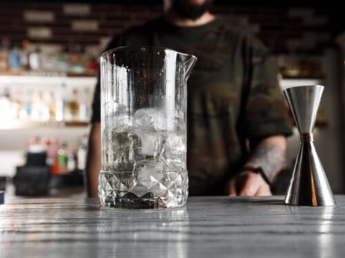 Kostkarka do lodu w barze i restauracji ? na co zwrócić uwagę przy zakupie?