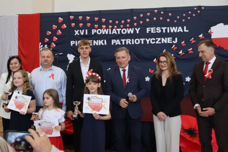 Powiatowy Festiwal Piosenki Patriotycznej