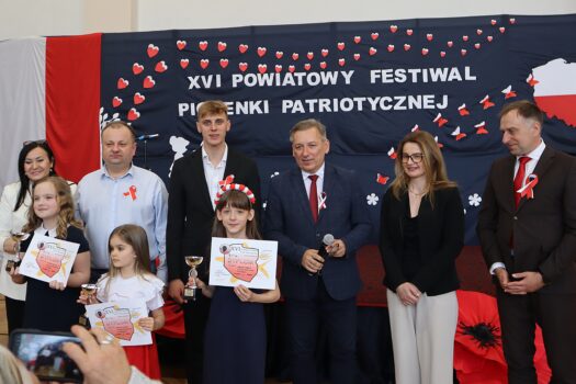 Powiatowy Festiwal Piosenki Patriotycznej